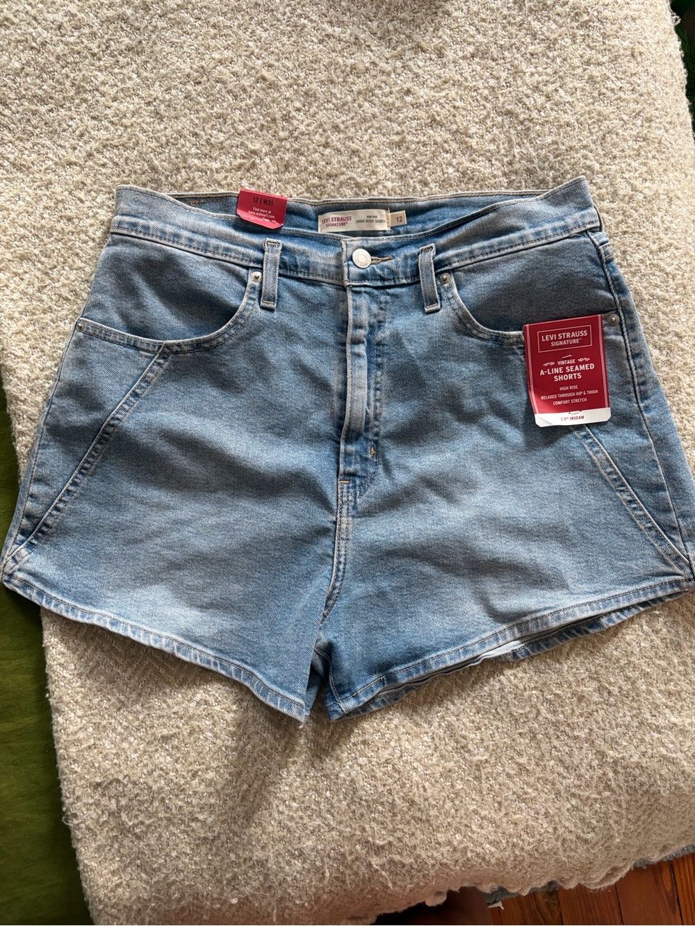 Levi's Women's Light Wash Denim High-Rise Shorts